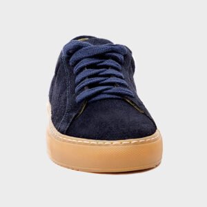 Sneaker “Exilio Azul”