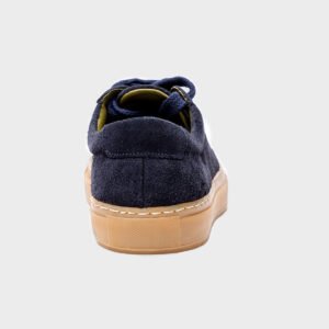 Sneaker “Exilio Azul”